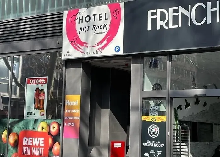 Resort: Art Rock Downtown Hotel